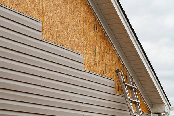 24/7 Emergency Siding Replacement experts in Fountain City, IN